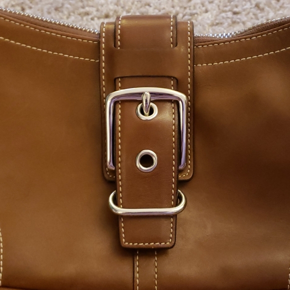 COACH leather purse - Picture 2 of 4